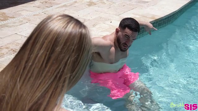 My Stepsister Cums Clean - S25:E11 - Brattysis