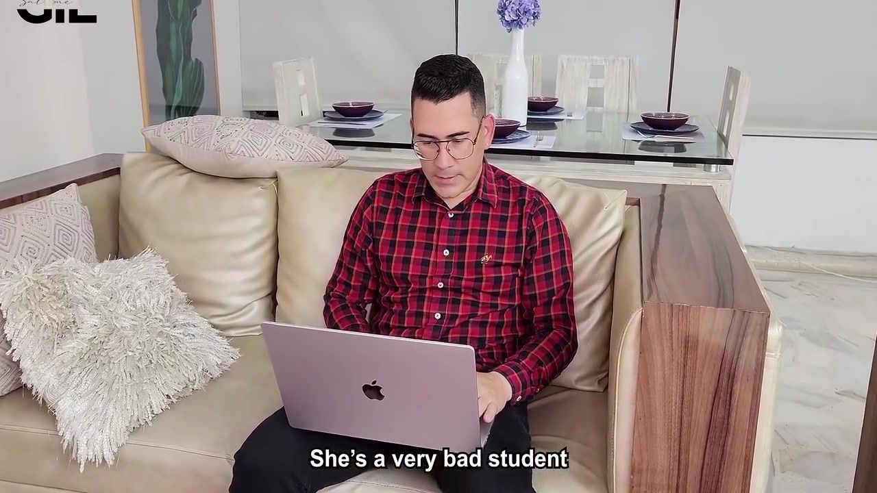 Young Girl Tastes And Rides Her Teachers Cock To Pass