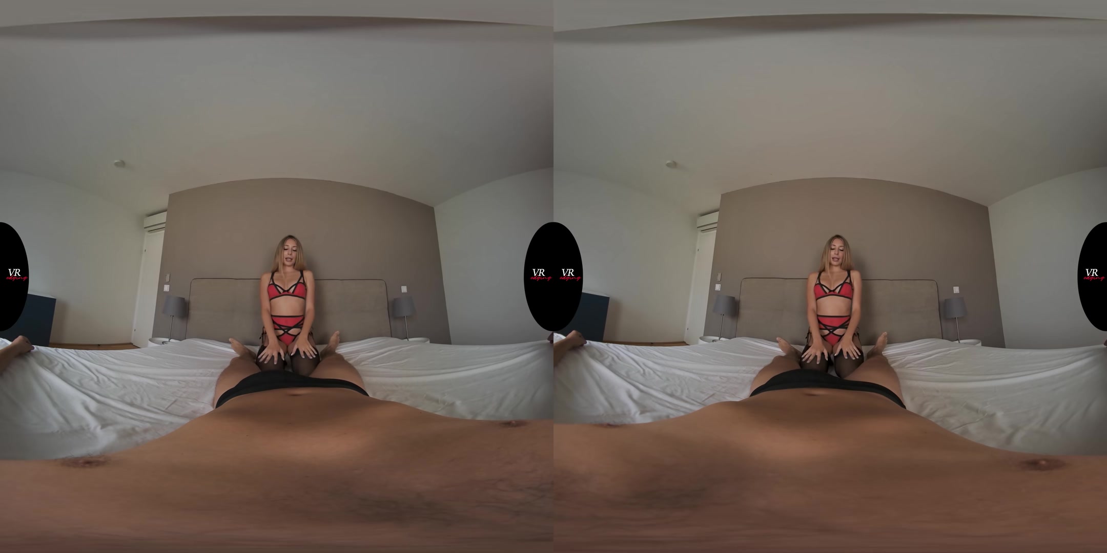 Petite Cutie Gives You Head - VRedging