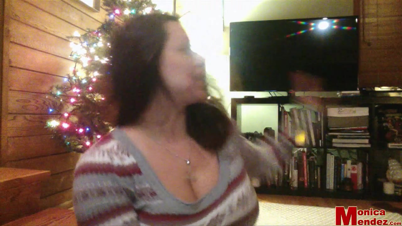 Monica Mendez - Christmas Sweater Webcam 1