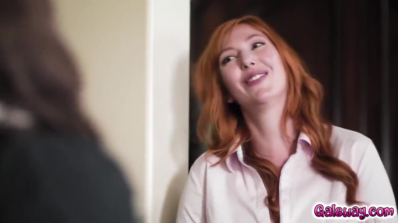 Immersive And Orgasmic Vr Experience! With Lauren Phillips