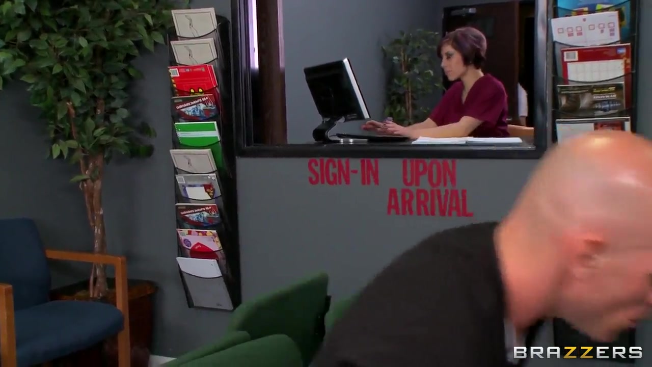Amber Cox is a sex doctor for Johnny Sins