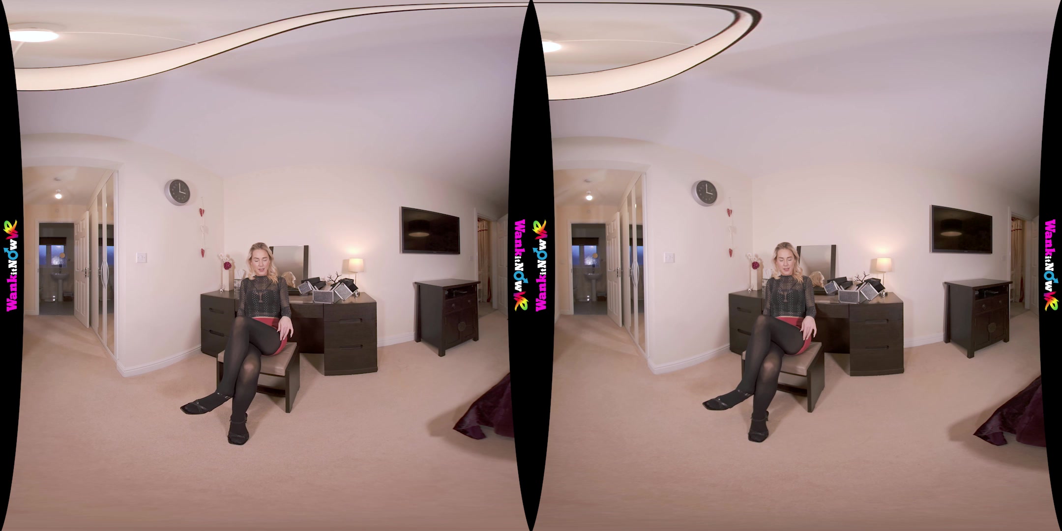 Horny Help featuring Amy W - WankitNowVR