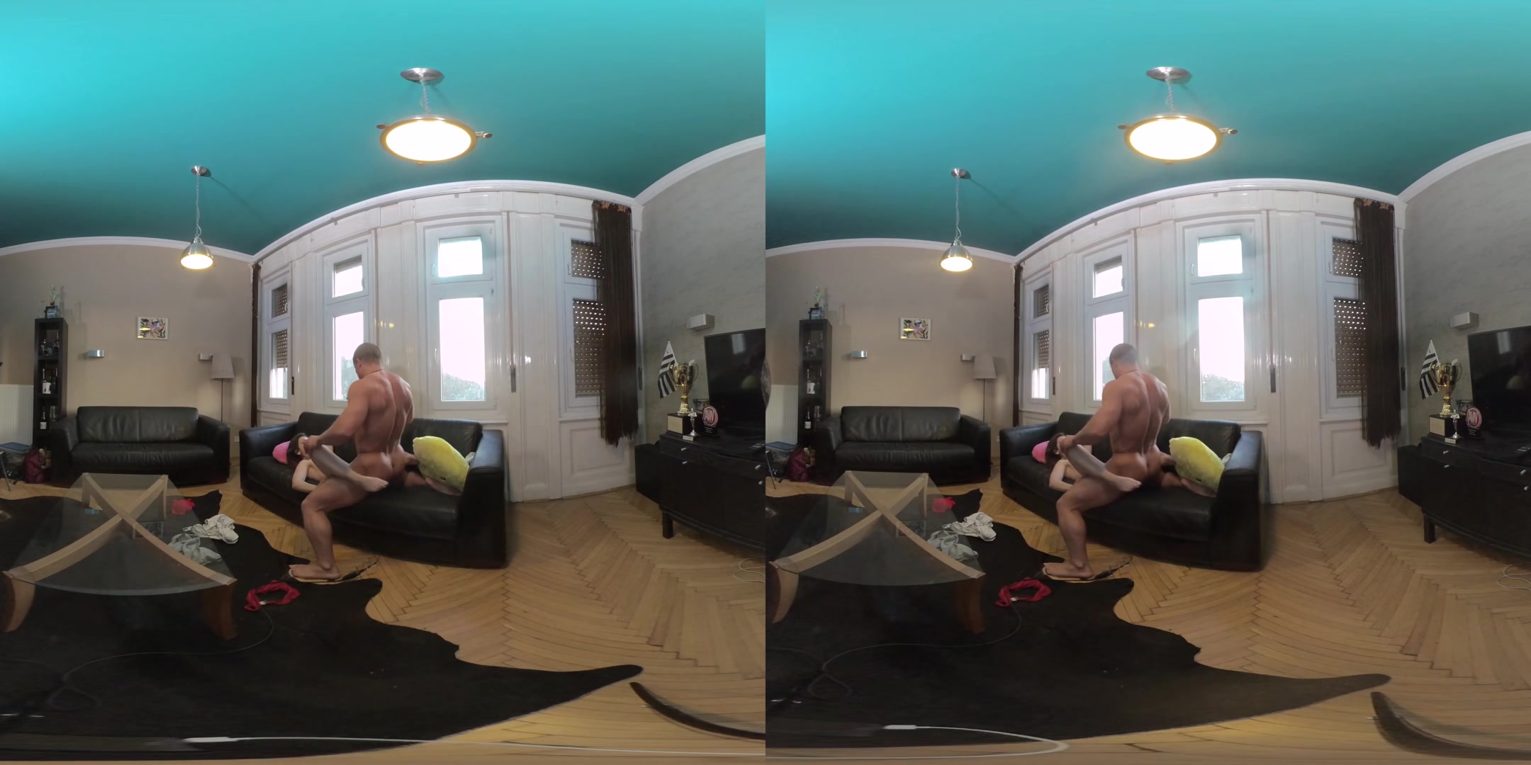 Matt Bird Middle 1 - PornoDanVR
