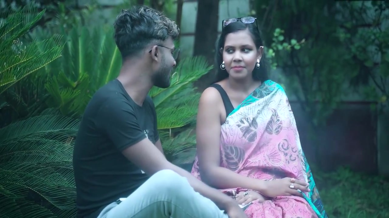 Pados Ki Bhabhi Ke Sath Chudai Park Me Hindi Audio Full Movie