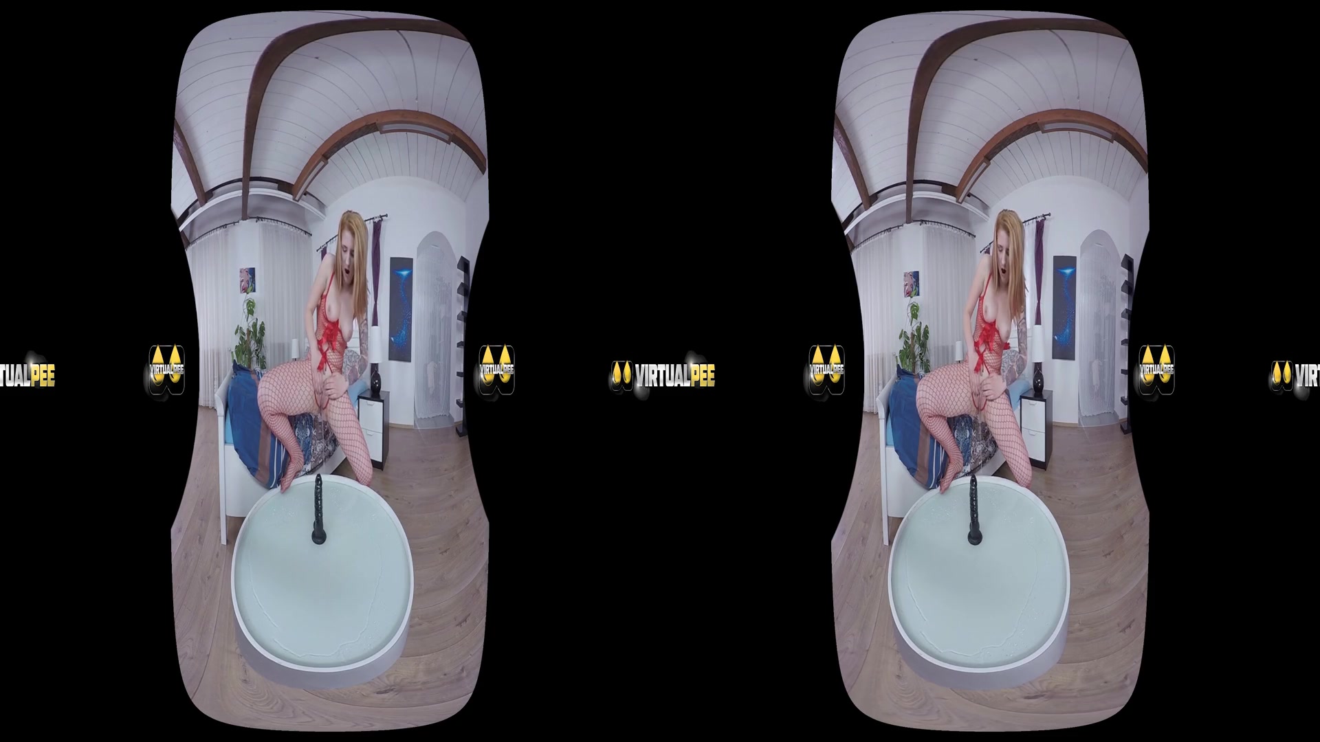 Mag Ray in Mag Ray Peeing - VirtualPee