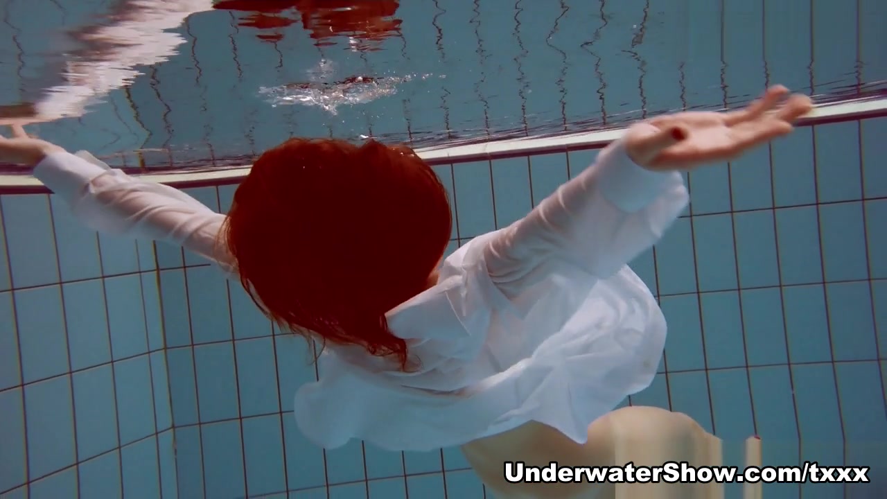Lola Video - UnderwaterShow