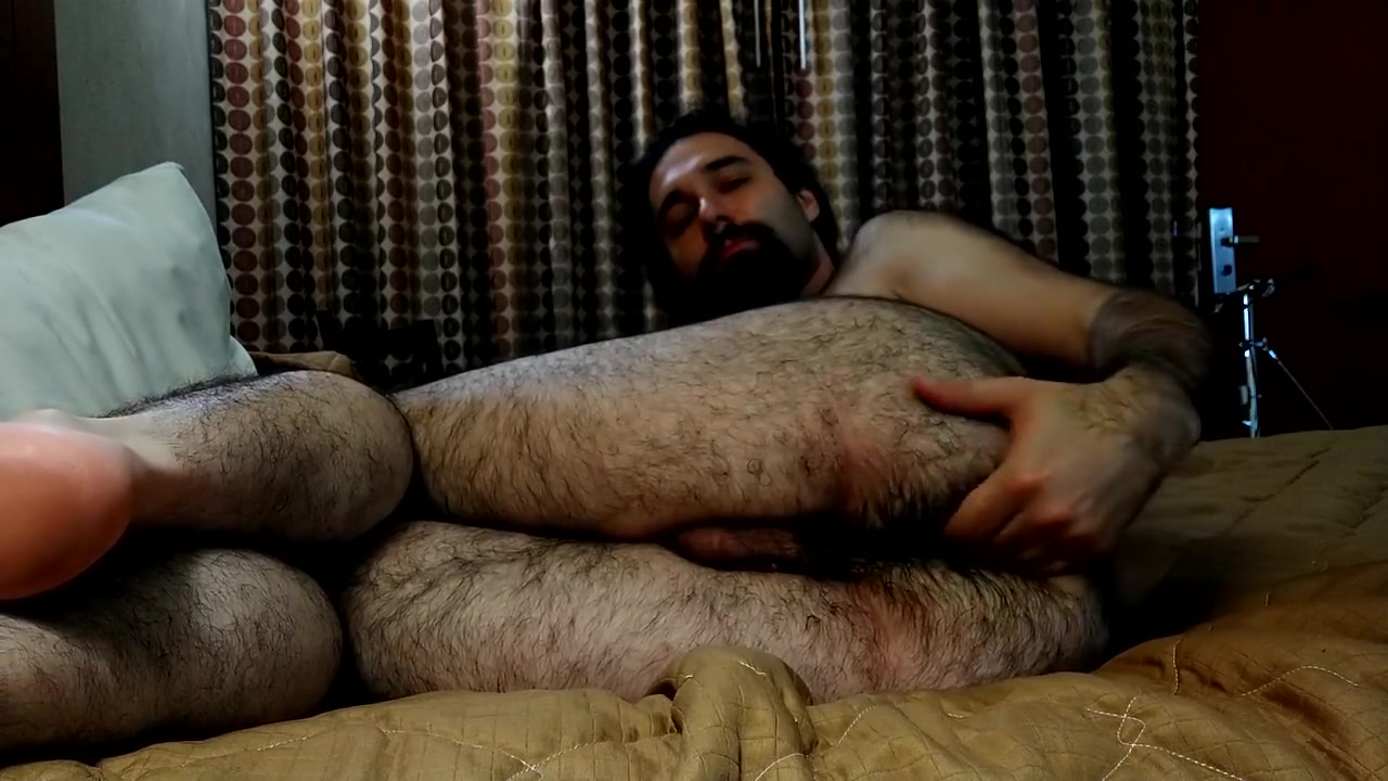 Man Fists His Ass In Cheap Motel Room Uses Anal Toy Cums Hands Free