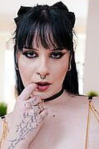 Watch Alice Dark videos