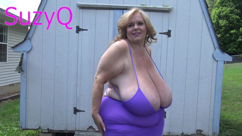 SuzieQ Huge Boobs Outside