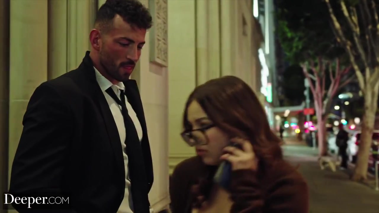 Leana Lovings And Maximo Garcia In Hot Babe Dominated