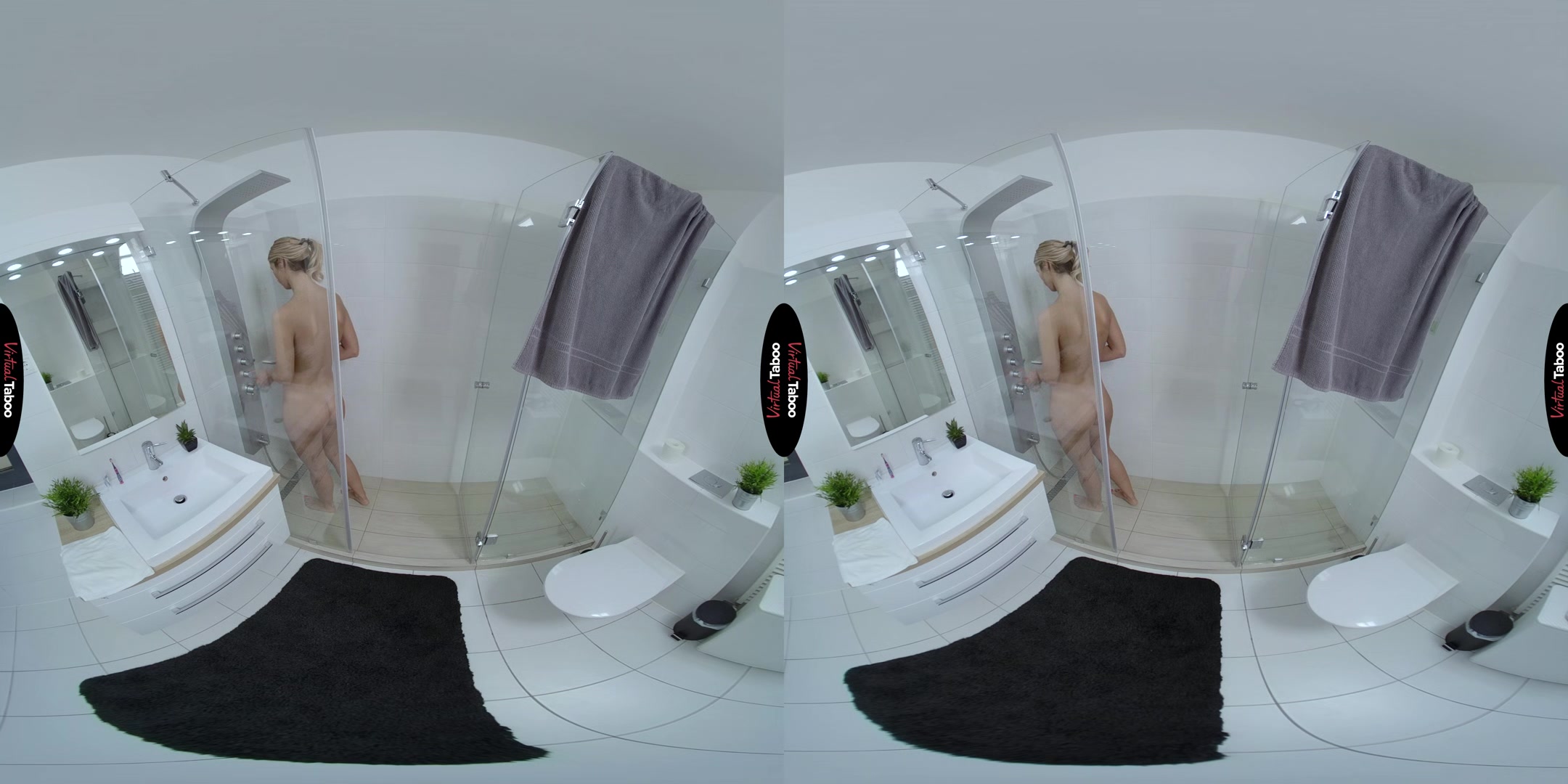 Sharon White VR Porn: Scary Thing - VirtualTaboo
