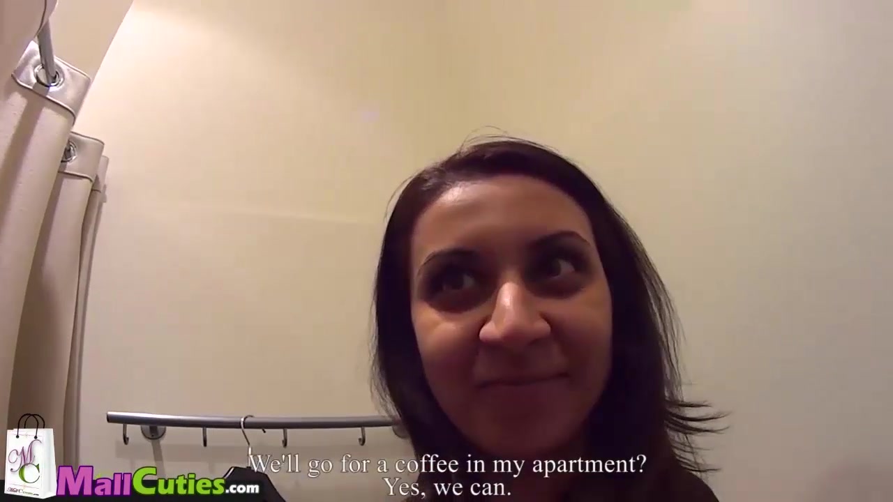 Readhead with big tits is sucking cock