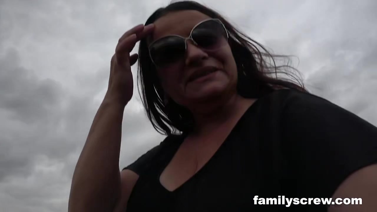 Dirty Step dads Hunting - Familyscrew
