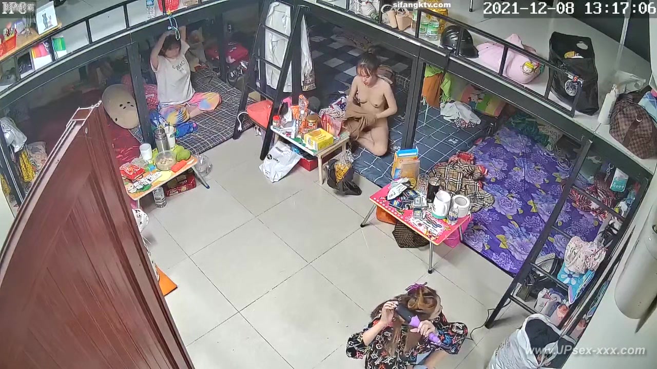 chinese girls dormitory.4