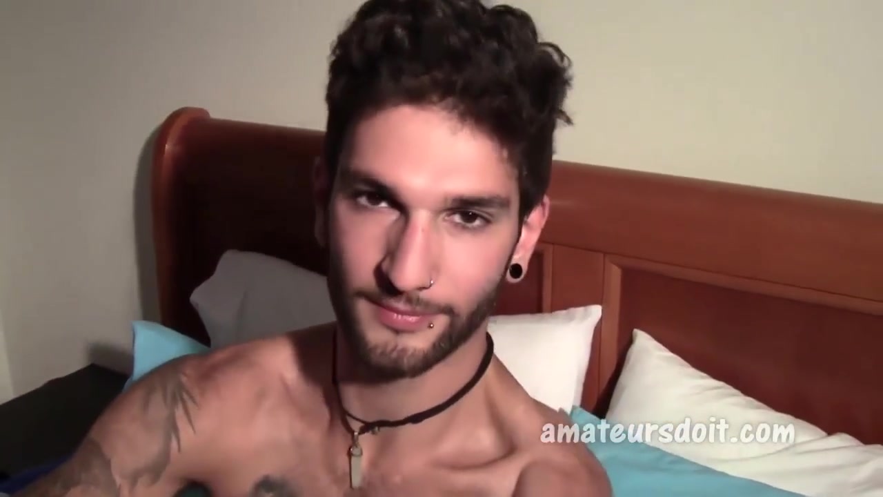 Amateur Matias Jerking Big Dick
