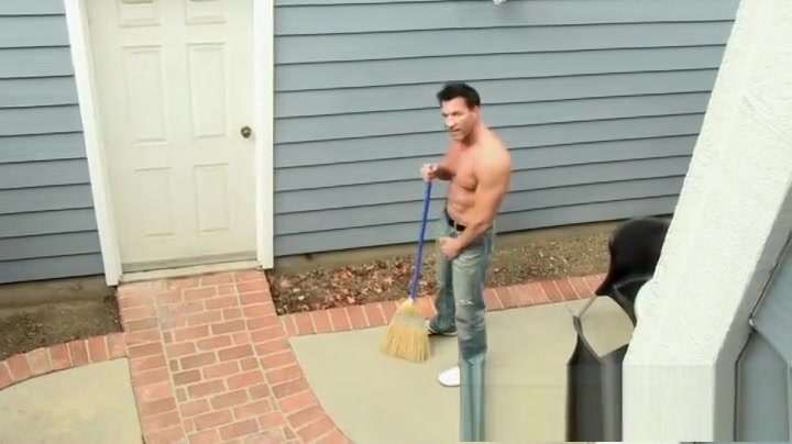 Housewife Lisa Demarco Cummy cook jerking