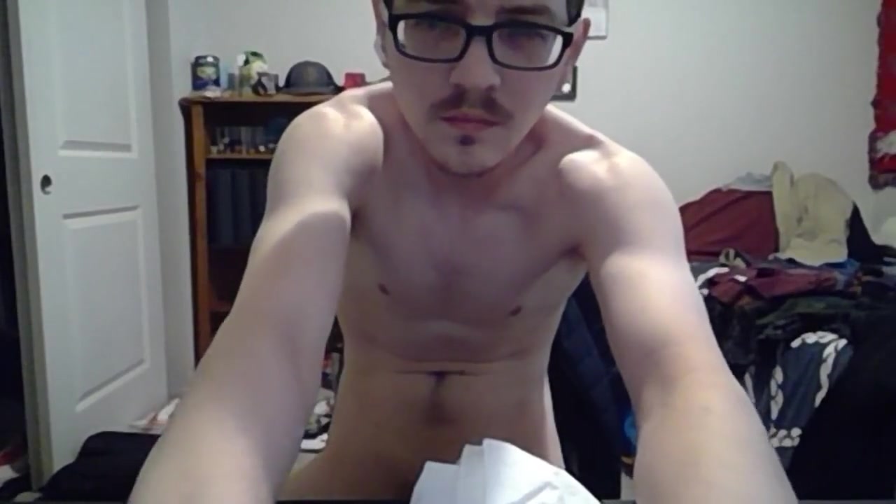 Cute Nerd Masturbating On Stream 02/03/21