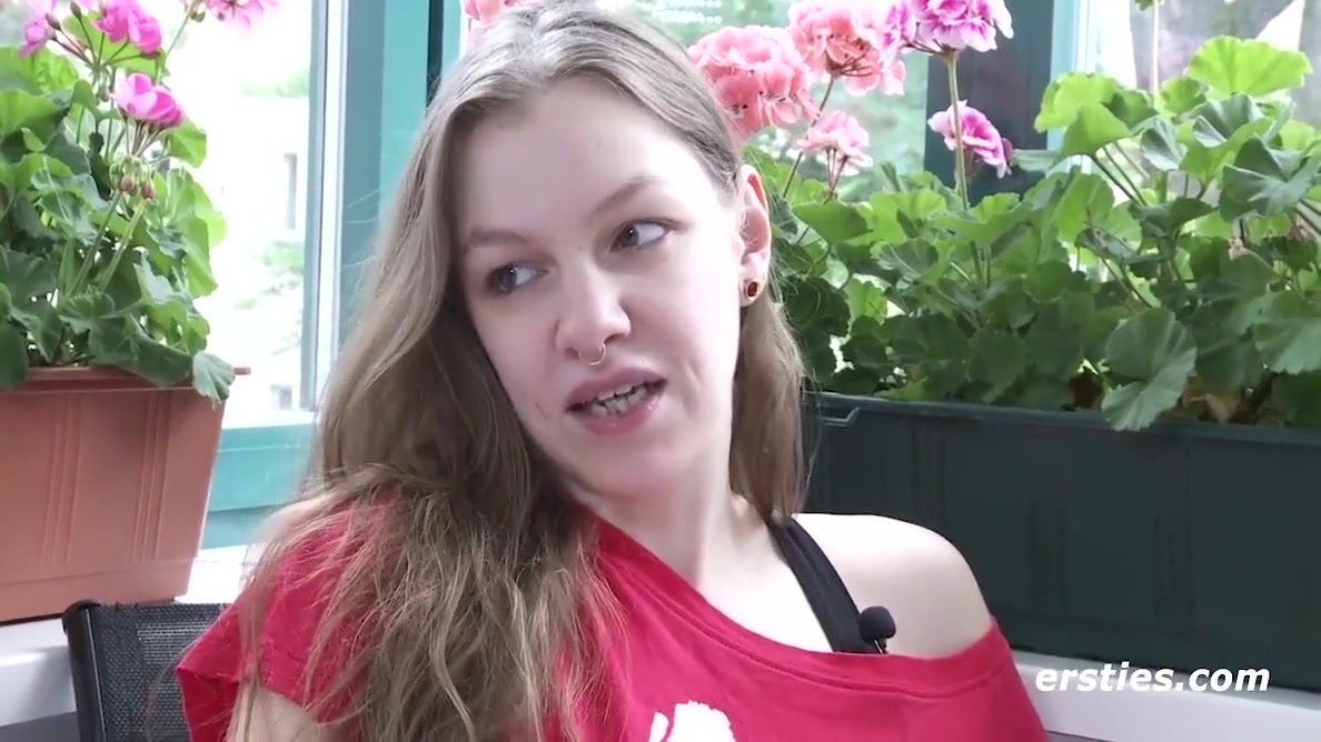 Student 18+ Matilda Satisfies Herself With A Vibrator