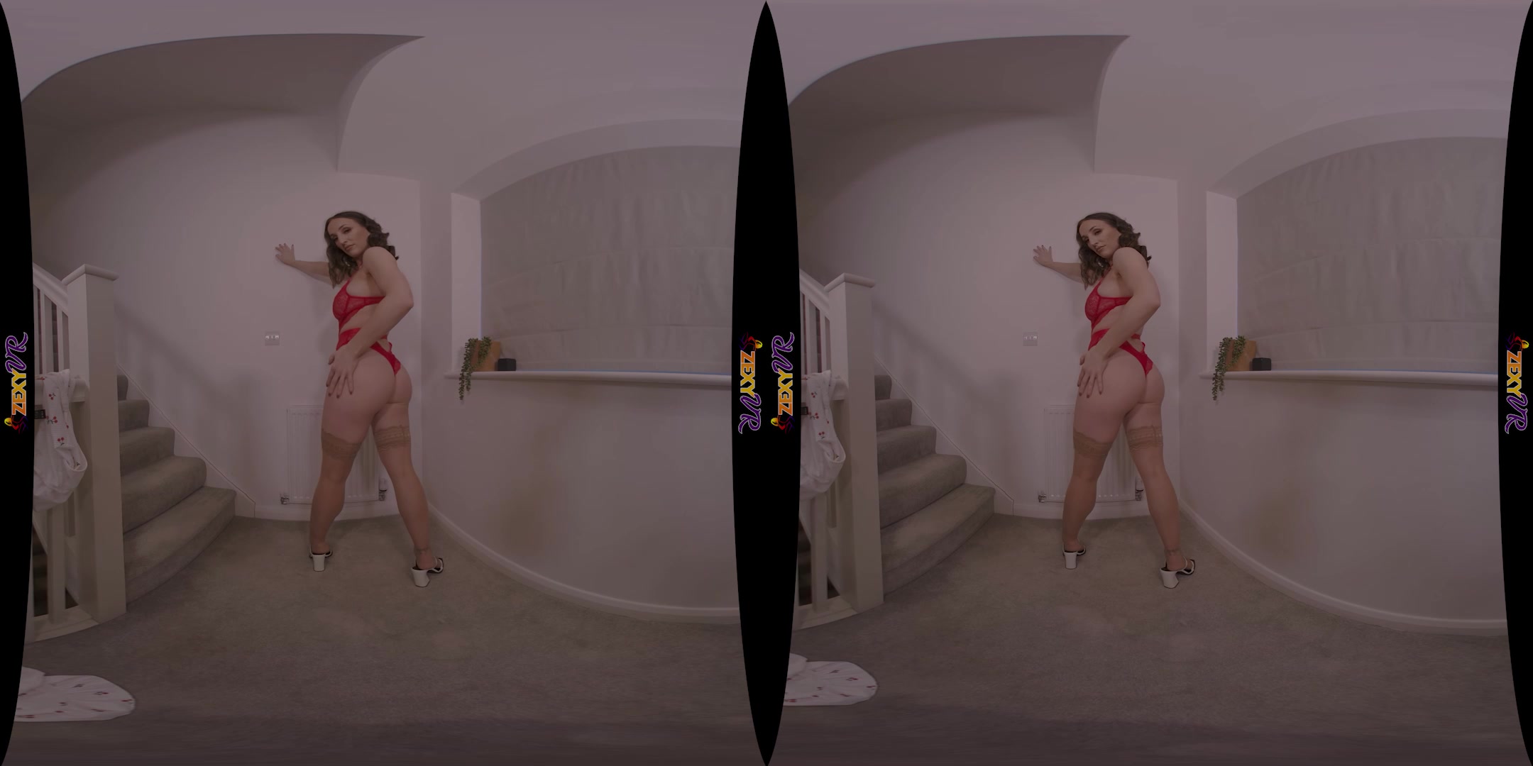Enjoy The Show featuring Stacey Poole - ZexyVR