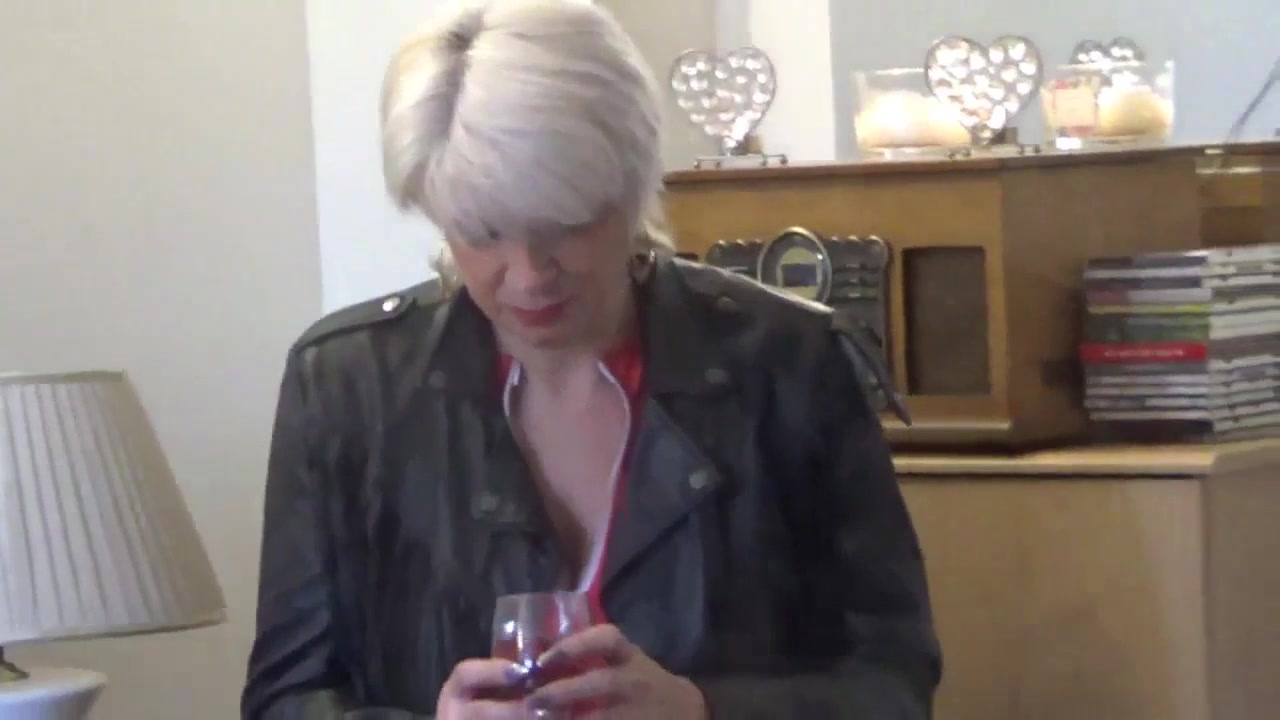 Dimonty In Red Boots - PhillipasLadies