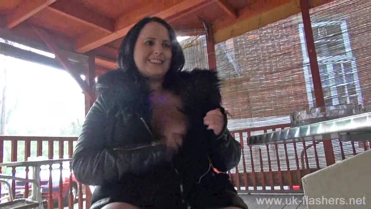 Chubby amateur Sarah Janes public masturbation and bbw milf flashing big tits outdoors