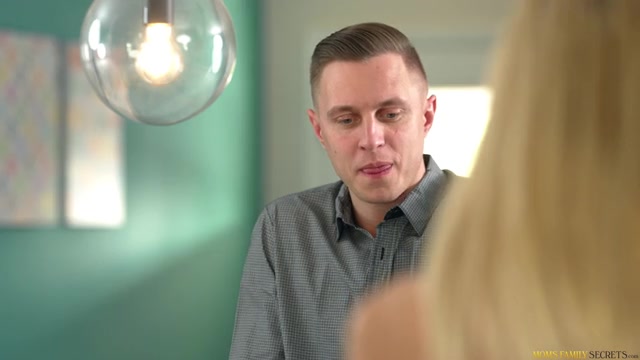 My Stepmom Tied Me Up - S1:E1 - Momsfamilysecrets