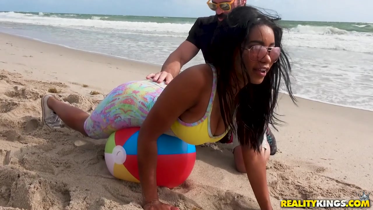 Jenna J Foxx & Charles Dera in Working Out With The Kings - RKPrime