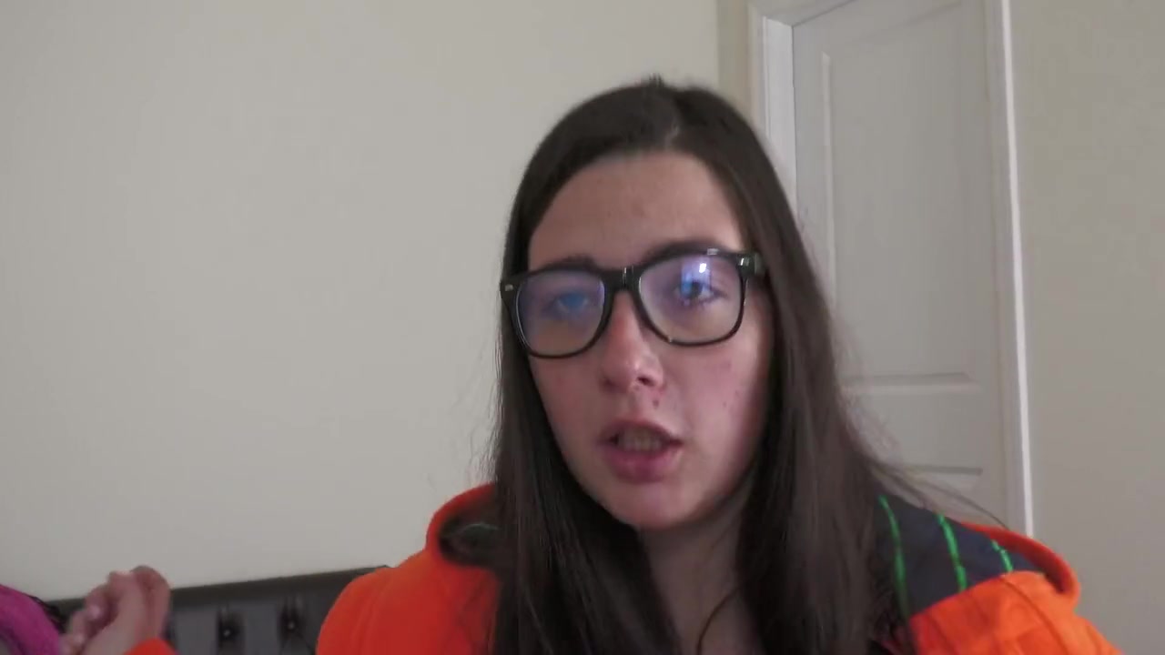 Bbw Velma Fucks Her Own Ass With A Dildo And Uses Butt Plug