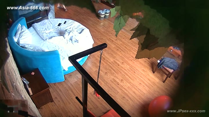 Hackers use the camera to remote monitoring of a lover's home life.348