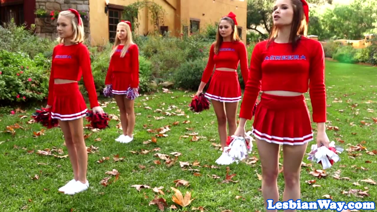 Lesbian cheerleaders fourway fun after pratice