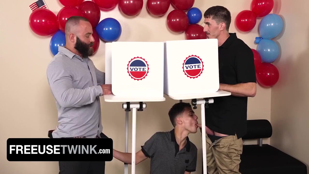 Cute Bottom Takes A Big White Election Night Erection Ft - Amone Bane And Baby Bear