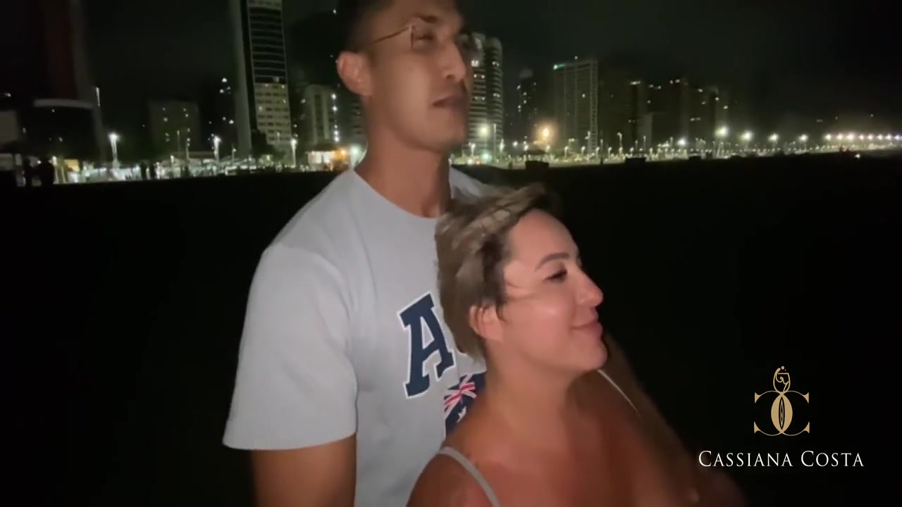Novinho Bbc Me Pegou De Jeito Na Praia! 7 Min