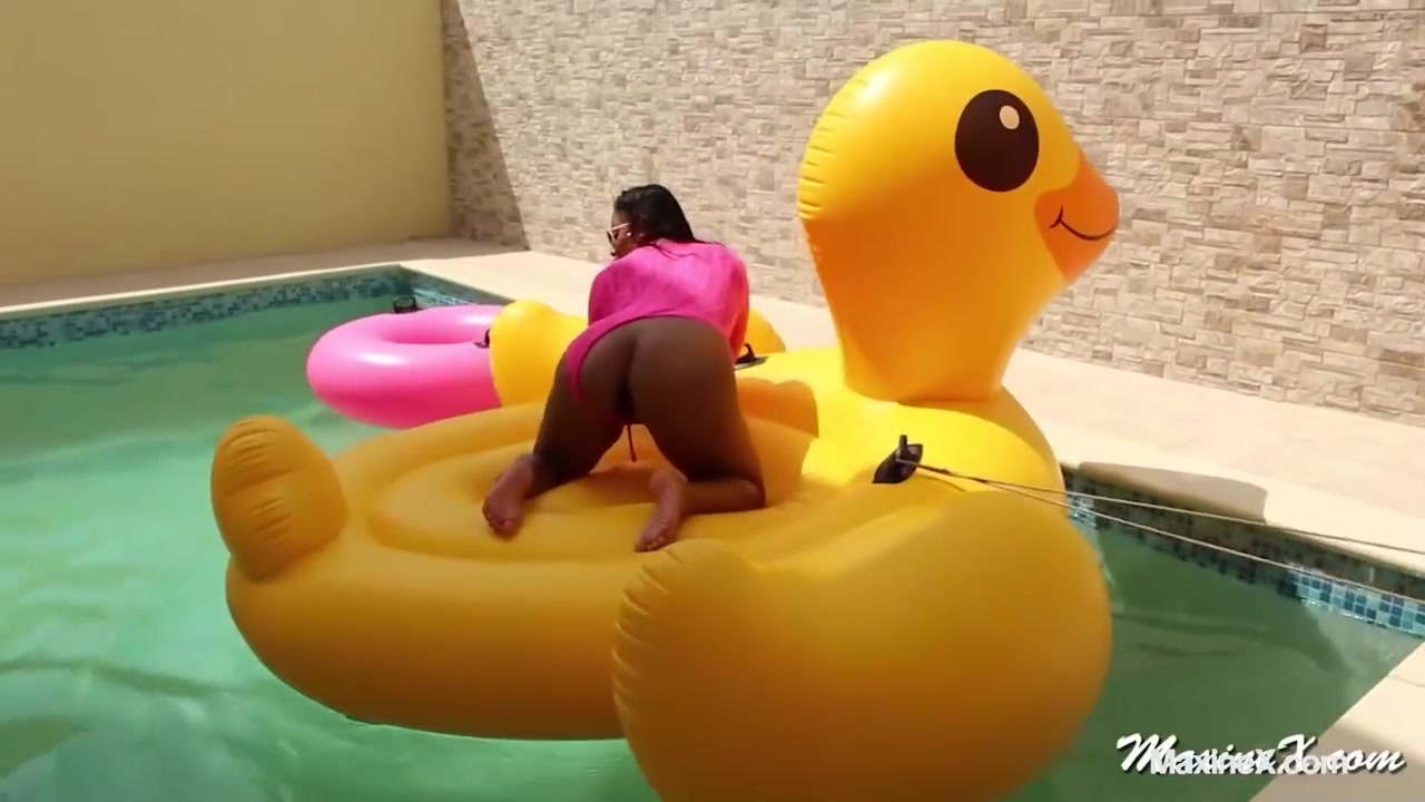 Pussy Party Poolside Fucking Herself And Cumming!