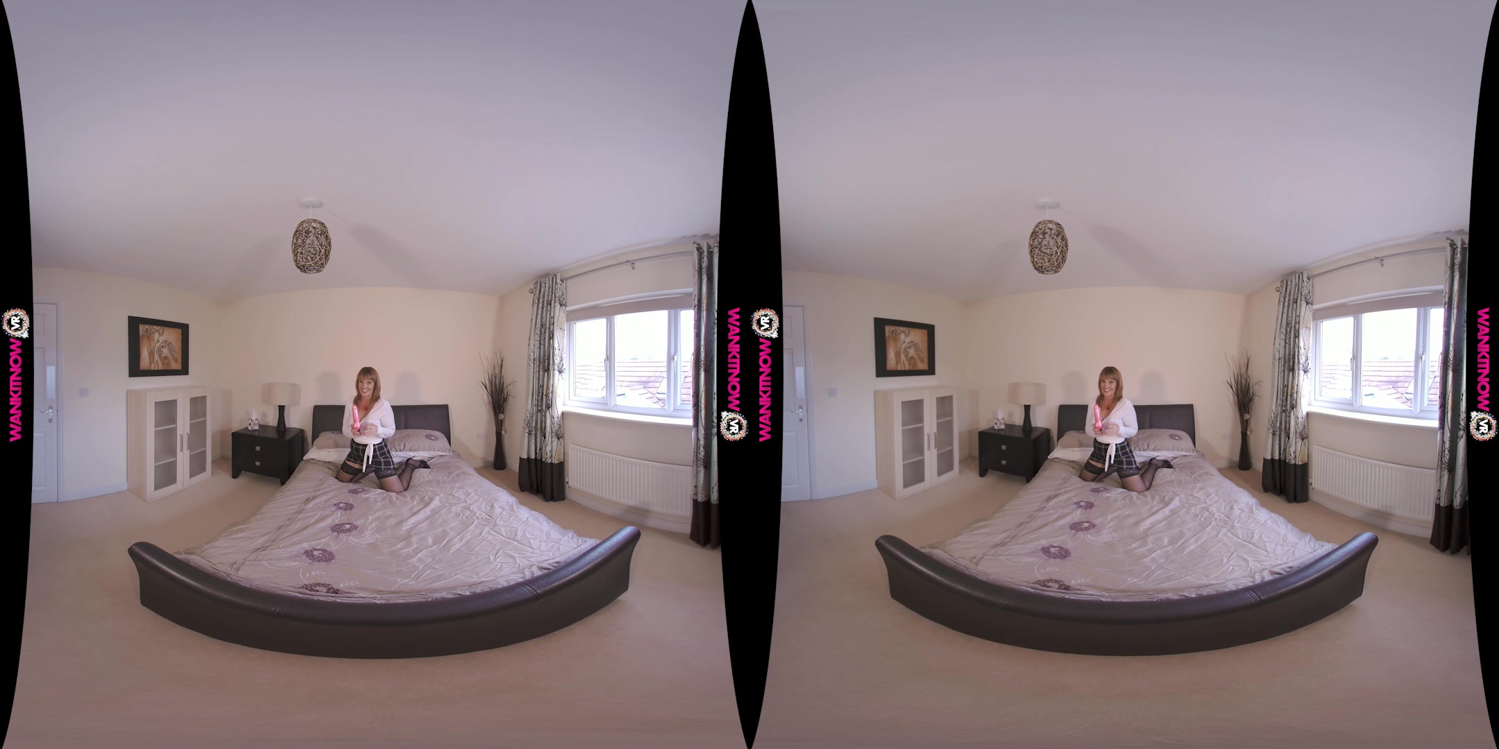 Sexual Service featuring Beau Diamonds - WankitNowVR