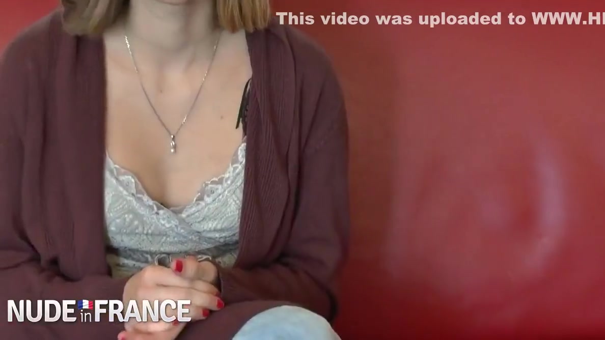 Casting Couch Of A Sublime Brunette teen 18+ With Glasses Getting Her First Anal - Zoe Mcdonald