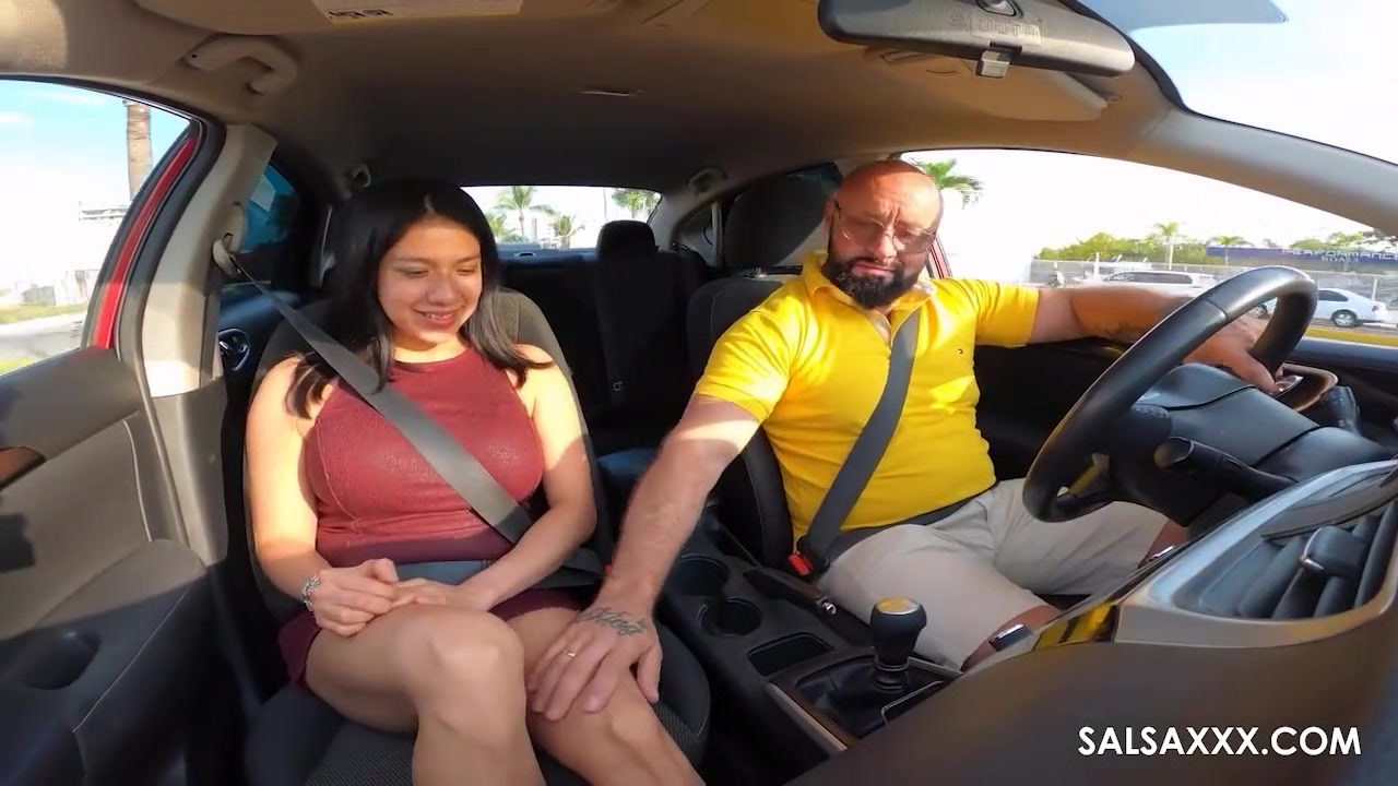 Housewife Sucks Horny Husband while Driving - Salsaxxx