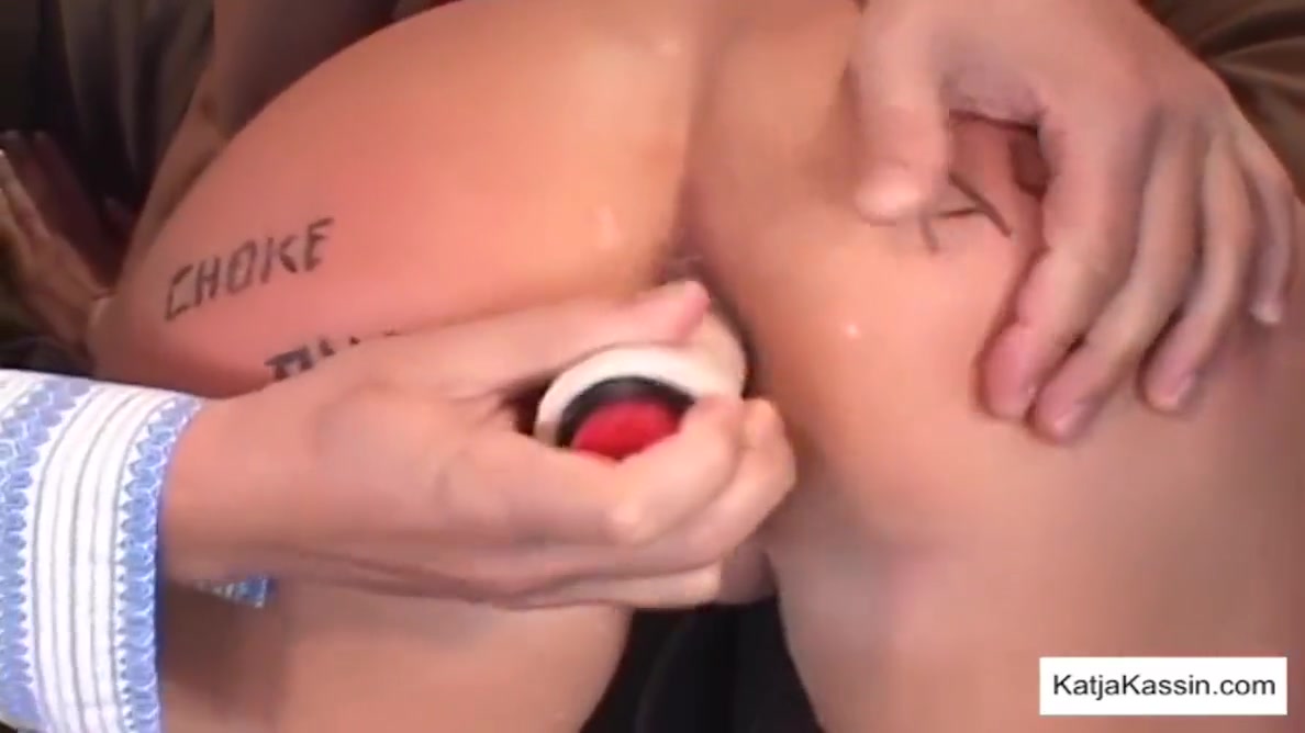 Dp Whore Fucked Hard And Deep In Threesome