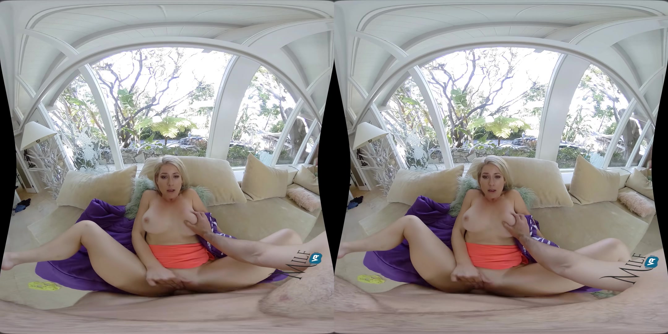 Earning Her Reputation - MILFVR