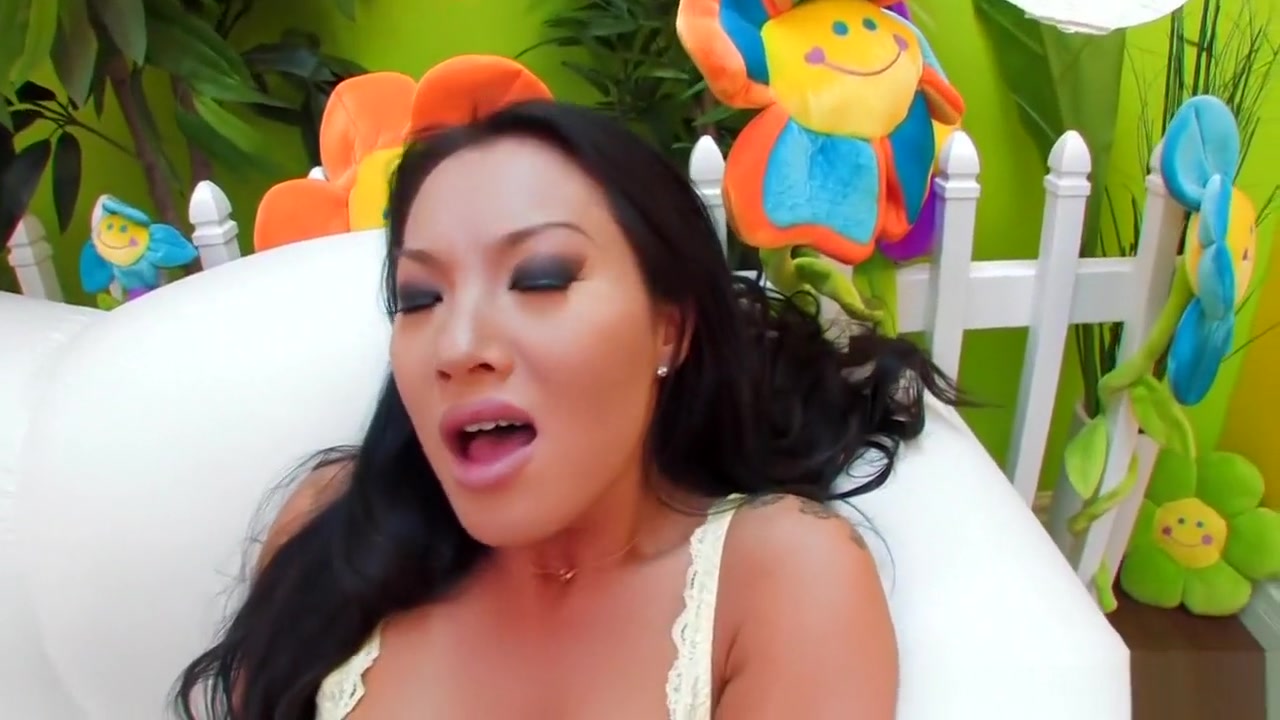 Asa Gets A Huge Load On Her Ass