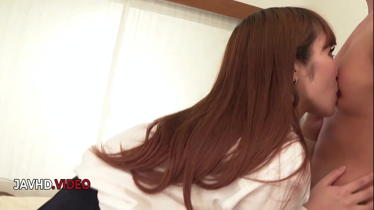 Anju Akane's Seductive Japanese Pleasure Session