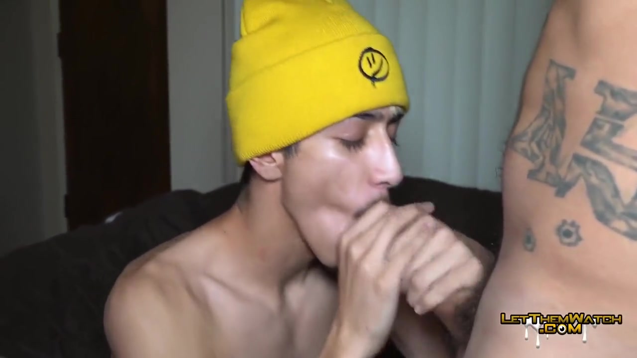 Tatted Latino Juven Fucks Uncut Twink Bareback - Eddy Blanco