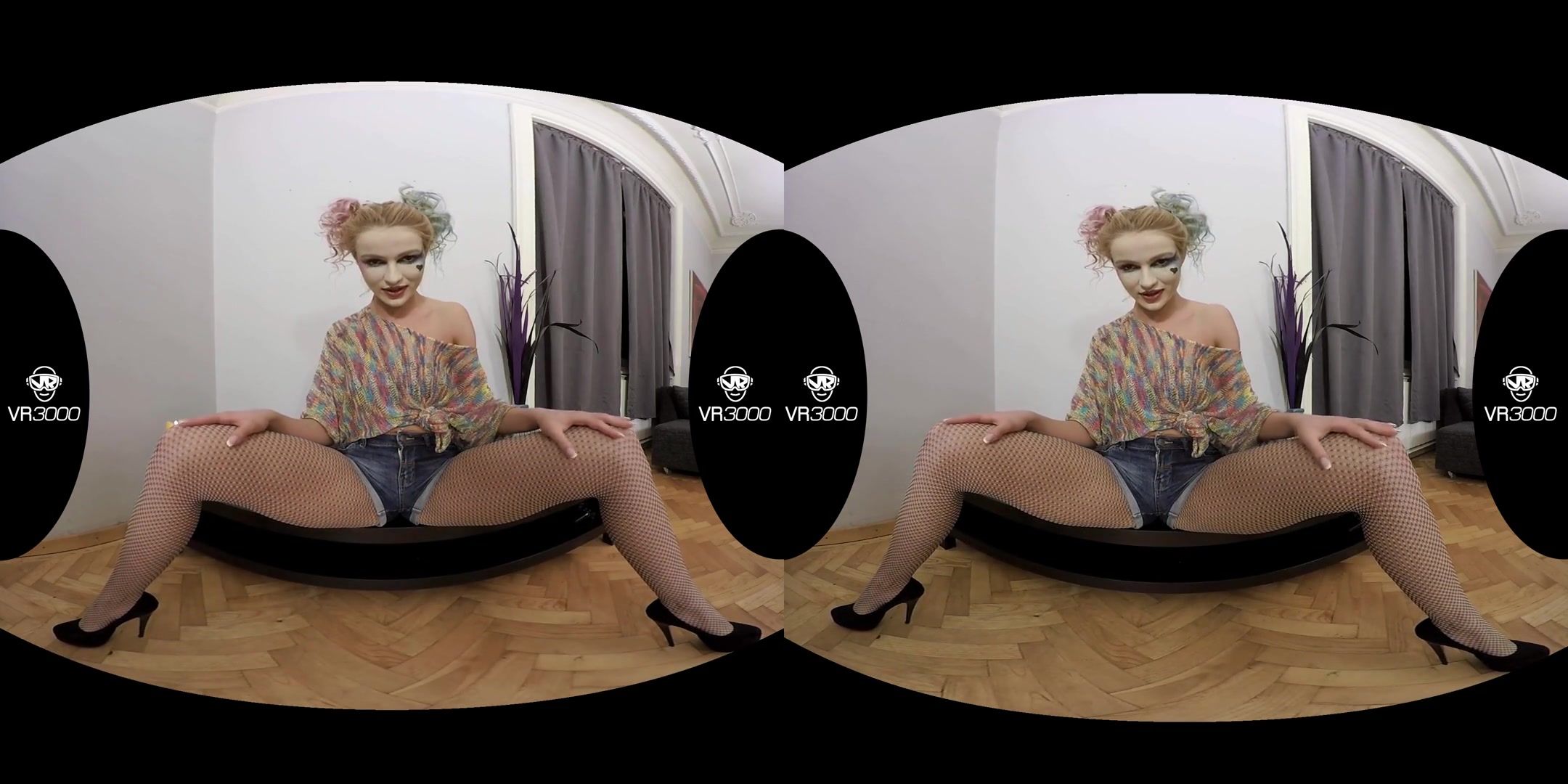 Cherry Kiss in Harley Quinn Footjob - VR3000