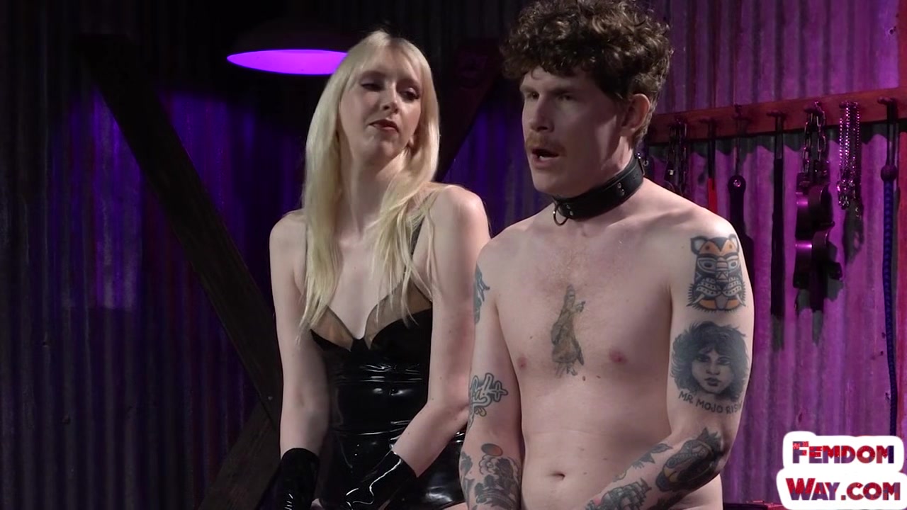 BDSM latex dominas spanks sub with her gloves hands