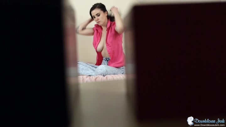 Jessica in Busty Bedroom - DownblouseJerk