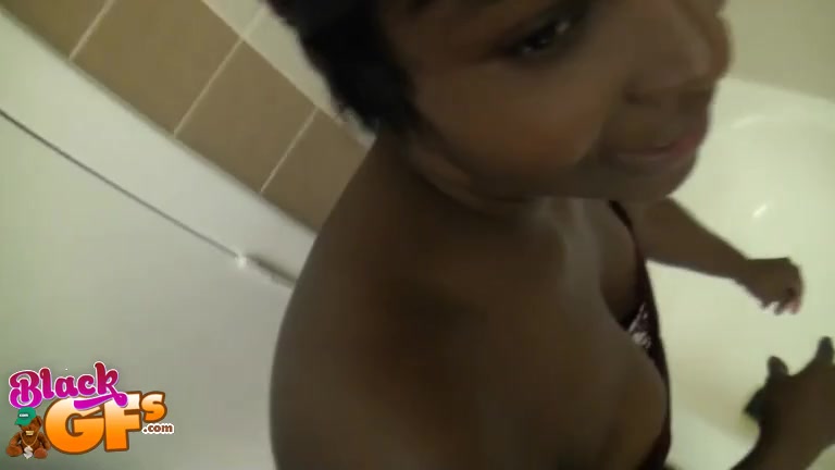 Jasmine in Rub In The Tub - BlackGfs
