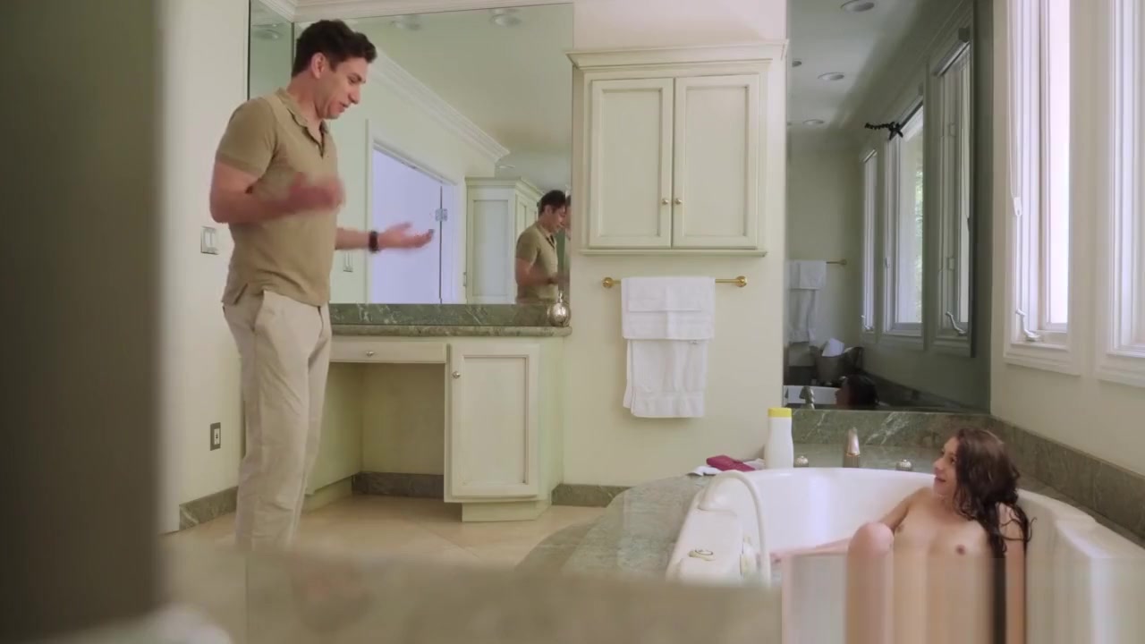 Stepsister gives Step brother a blowjob in bathroom
