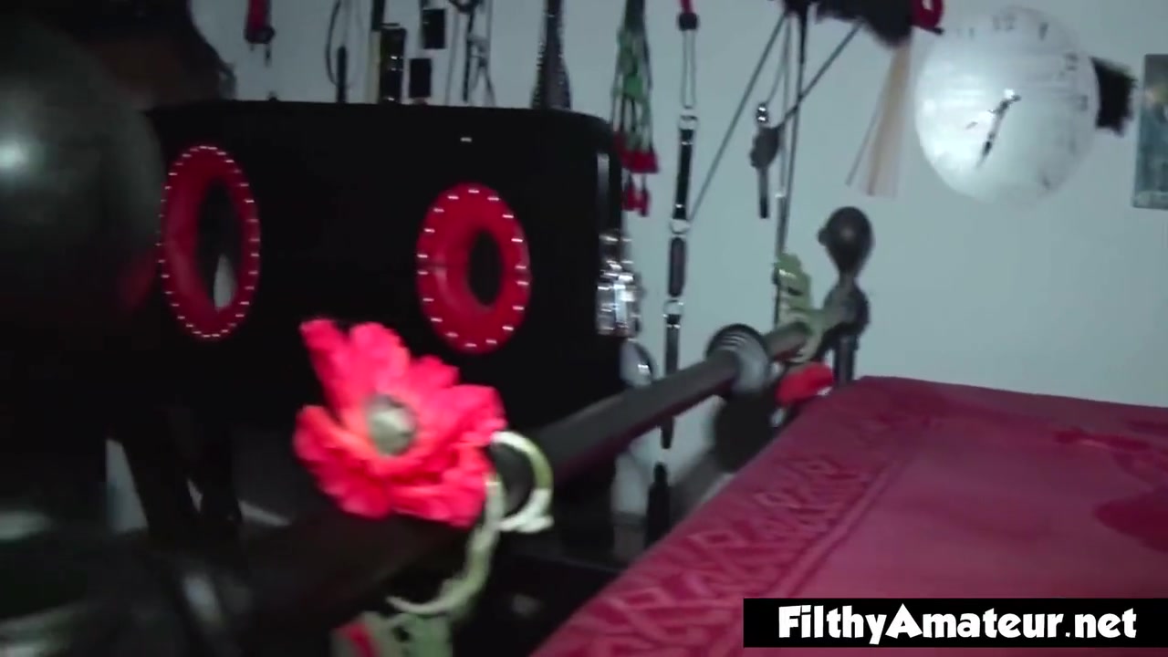 Tattooed Girl, Black Teen 18+ And The Fucking Machine!