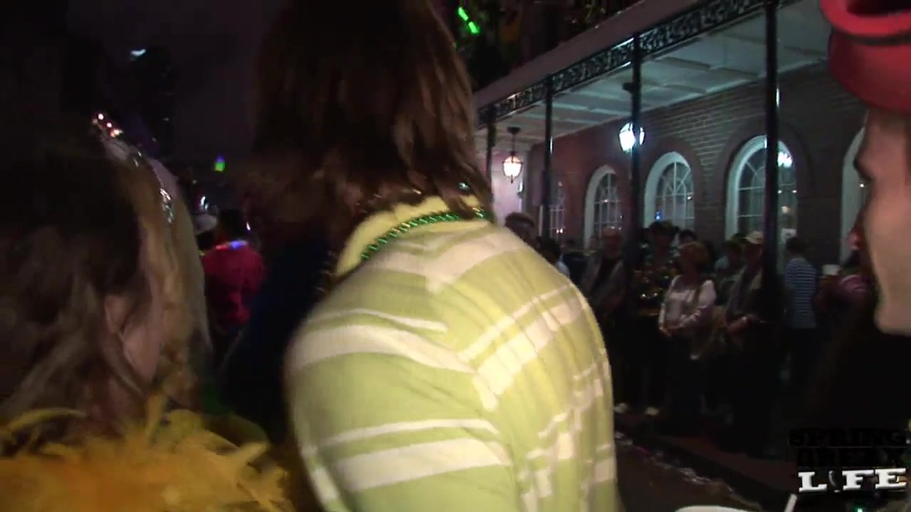 Party in New Orleans for Mardi Gras - SpringbreakLife