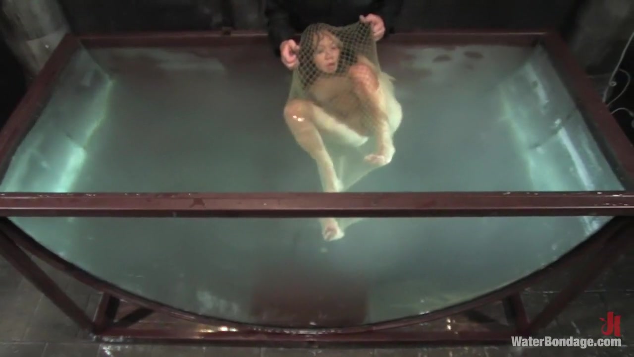 Keeani Lei in Waterbondage Video